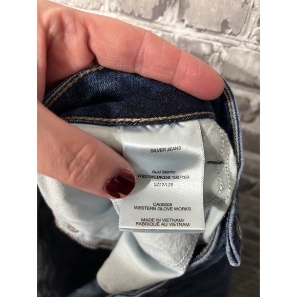 Silver Jean Suki Skinny - Picture 4 of 4